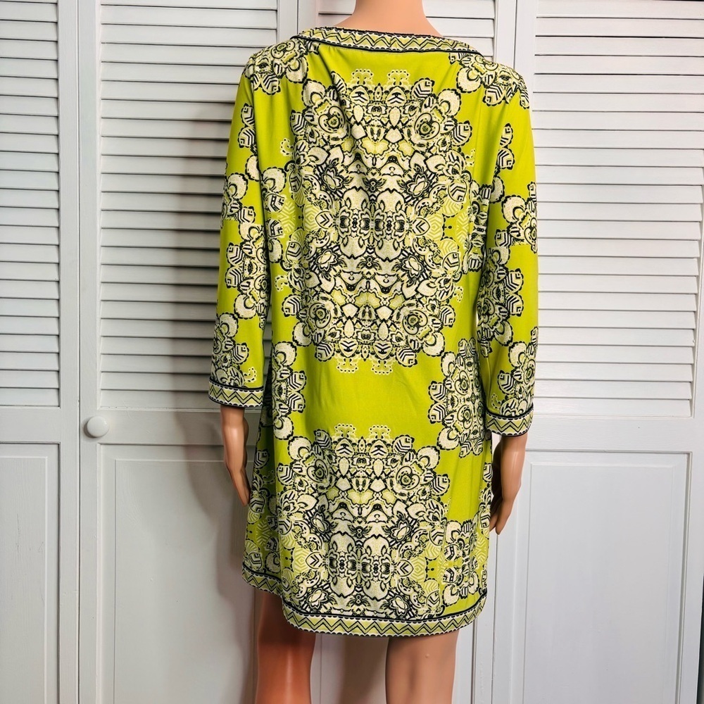 BCBGMAXAZRIA Lime Green Dress Size Medium - Picture 6 of 6